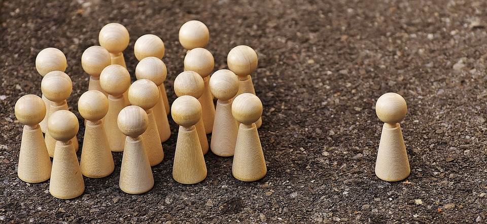 Con lo Spirito di Gesù… una comunità “in discussione”  (Atti. 6,1- 15   7, 51-60)