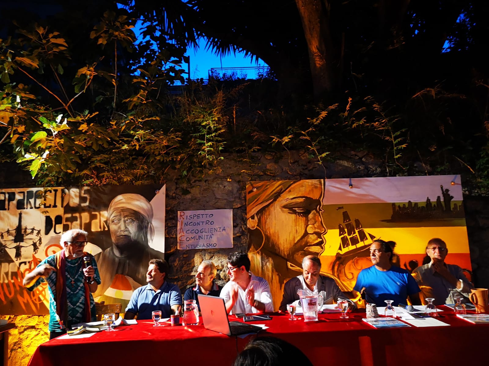 Padre Alex Zanotelli nuovo cittadino di Riace